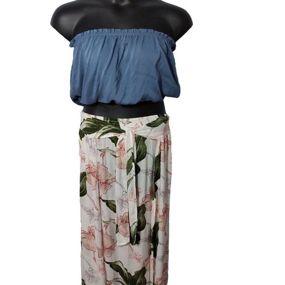 ELAN INTERNATIONAL Strapless Crop Top - Picture 4 of 6